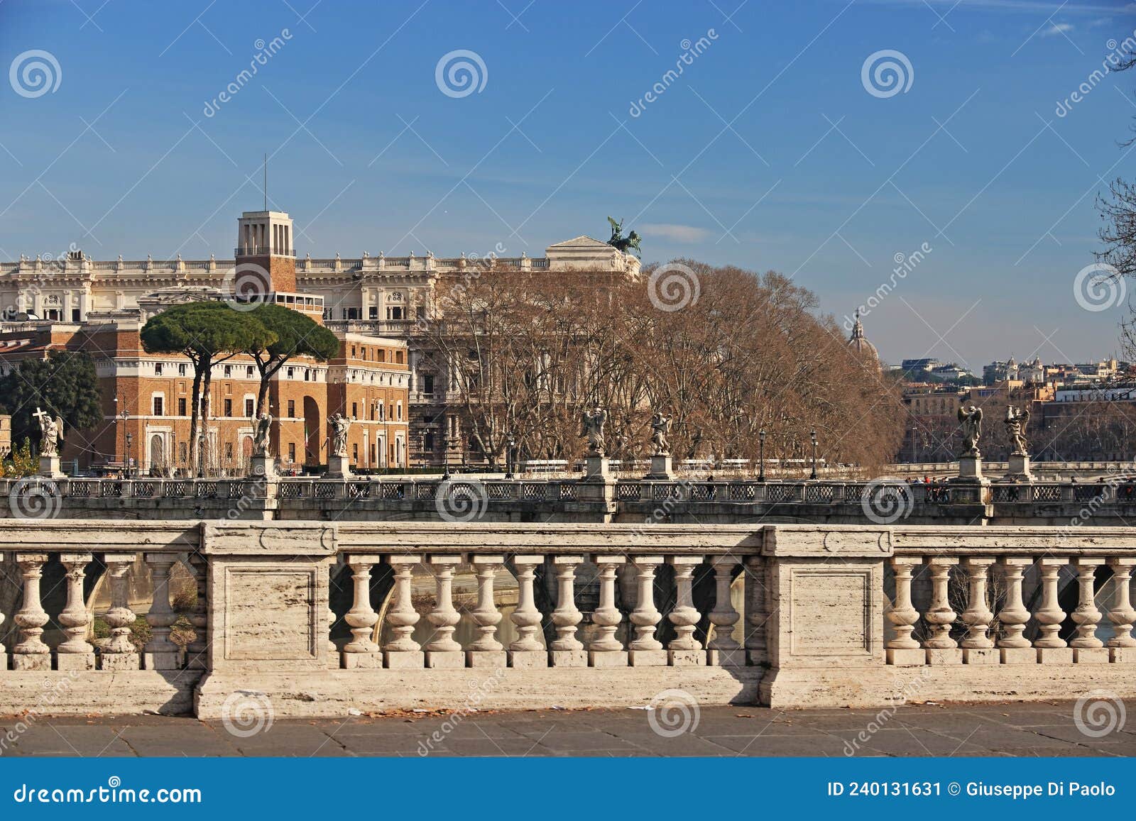 the bridges on the lungotevere in rome